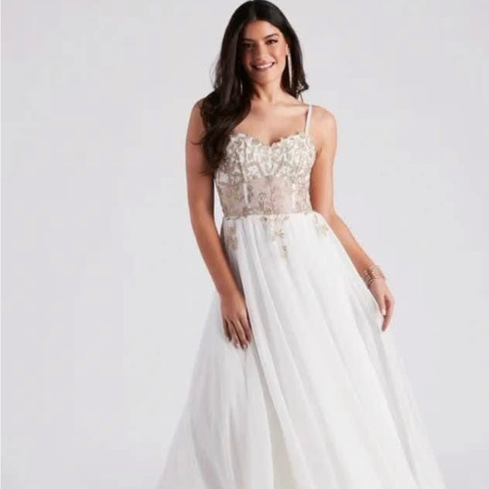 Windsor White and Gold Lace Prom Dress